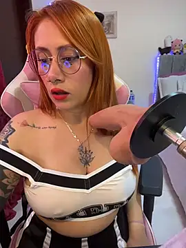 Luna Paris  online show from 19, 5, 2026