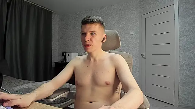 Bananas dick online show from 20, 4, 2026