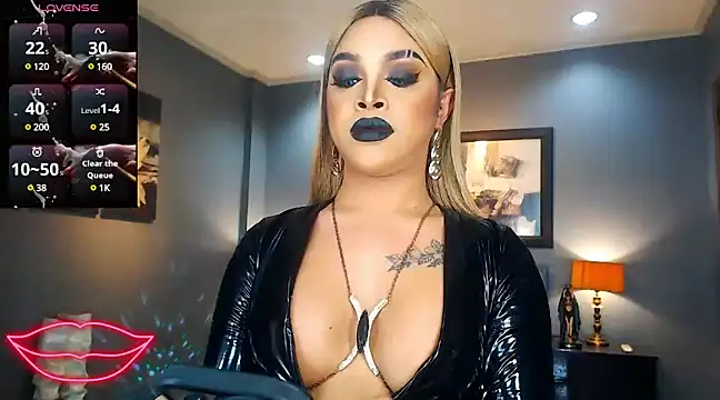 BitchyTYRA online show from 24, 2, 2025