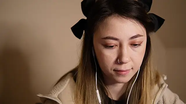 chibi moon  online show from 11, 12, 2024