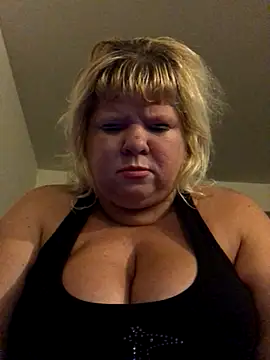 Snapshot of JemJensen30 chatting on 12, 10, 2025 JemJensen30 online show from 12, 10, 2025