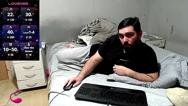 Snapshot of lucasprloco chatting on 15, 9, 2025 lucasprloco online show from 15, 9, 2025