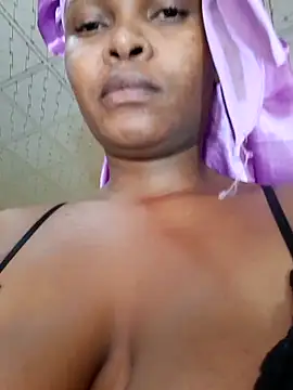 Snapshot of SweetAppleCandyxx chatting on 27, 9, 2025 SweetAppleCandyxx online show from 27, 9, 2025