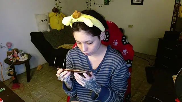 Snapshot of MaryJannes chatting on 22, 4, 2026 MaryJannes online show from 22, 4, 2026