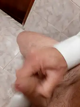 Snapshot of Alex_7422 chatting on 27, 10, 2025 Alex 7422 online show from 27, 10, 2025