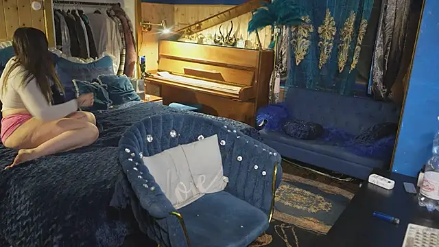 VanessaDoyle online show from 7, 3, 2026