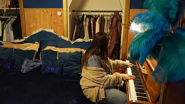 VanessaDoyle online show from 24, 3, 2026