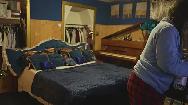 VanessaDoyle online show from 15, 4, 2026