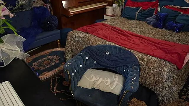 VanessaDoyle online show from 13, 11, 2025