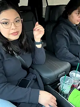 Snapshot of drizzypeach602 chatting on 19, 11, 2025 drizzypeach602 online show from 19, 11, 2025