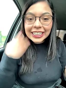 Snapshot of drizzypeach602 chatting on 25, 10, 2025 drizzypeach602 online show from 25, 10, 2025