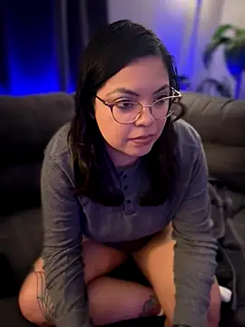 Snapshot of drizzypeach602 chatting on 15, 11, 2025 drizzypeach602 online show from 15, 11, 2025