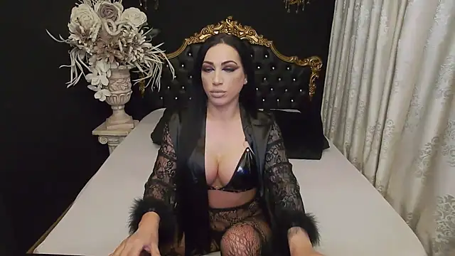 Snapshot of MichaelaDark chatting on 16, 2, 2025 MichaelaDark online show from 16, 2, 2025