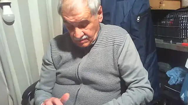 nonnomaturobisex online show from 17, 5, 2026