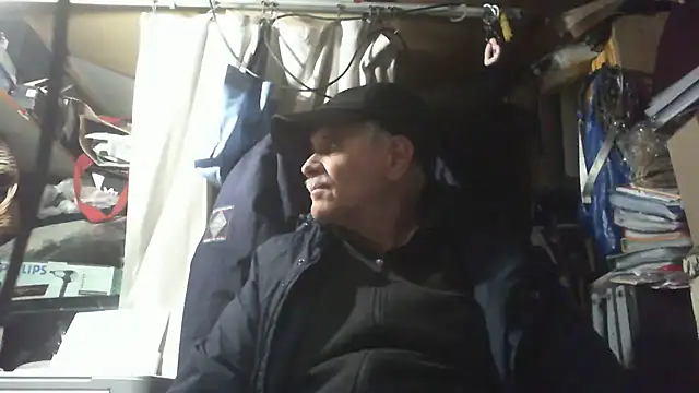 nonnomaturobisex online show from 6, 2, 2026