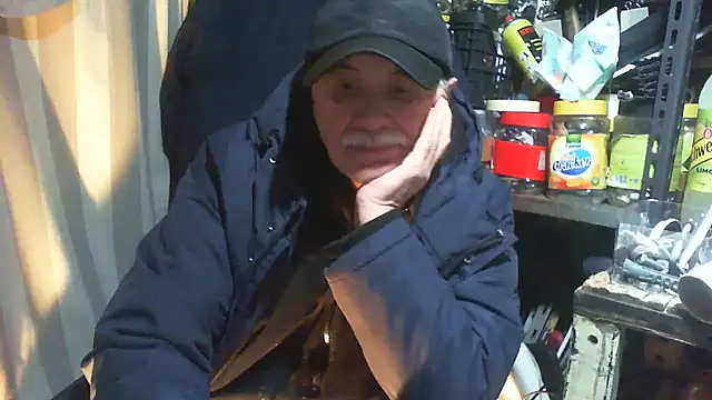 nonnomaturobisex online show from 23, 2, 2026