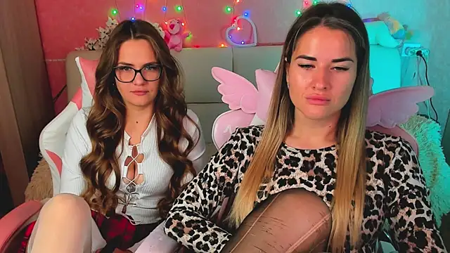 ivannatompsonnn online show from 17, 5, 2026