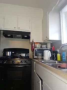 oliviaprettypussy online show from 14, 2, 2026