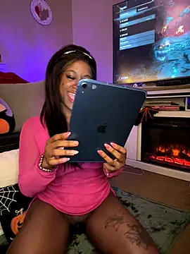 Tikalalin online show from 2, 11, 2025