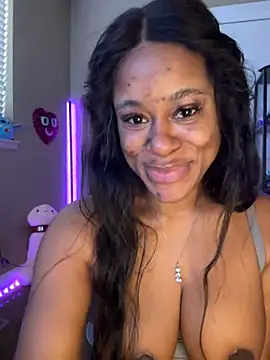 Snapshot of Tikalalin chatting on 17, 1, 2025 Tikalalin online show from 17, 1, 2025