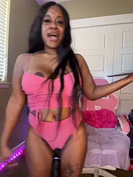 Snapshot of Tikalalin chatting on 26, 2, 2025 Tikalalin online show from 26, 2, 2025