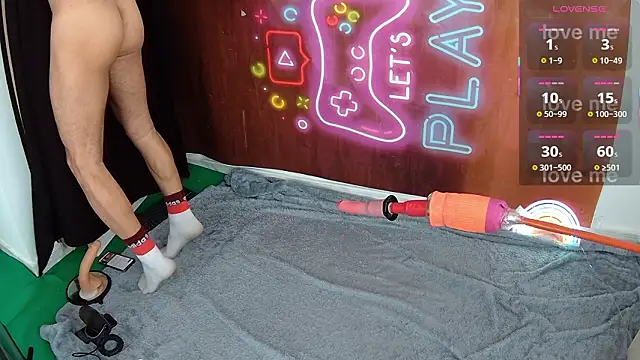 madmaxxx1989 online show from 13, 3, 2026