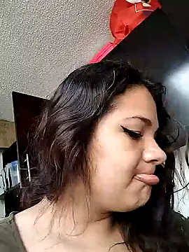 Snapshot of Van3orgasm4me chatting on 11, 1, 2025 Van3orgasm4me online show from 11, 1, 2025