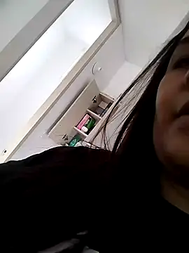 Snapshot of Van3orgasm4me chatting on 15, 1, 2025 Van3orgasm4me online show from 15, 1, 2025