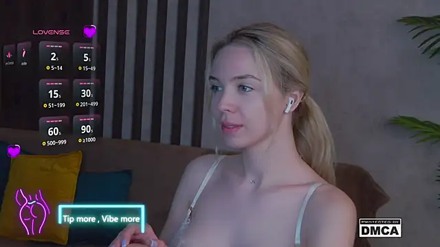 Holl1Would online show from 18, 3, 2025