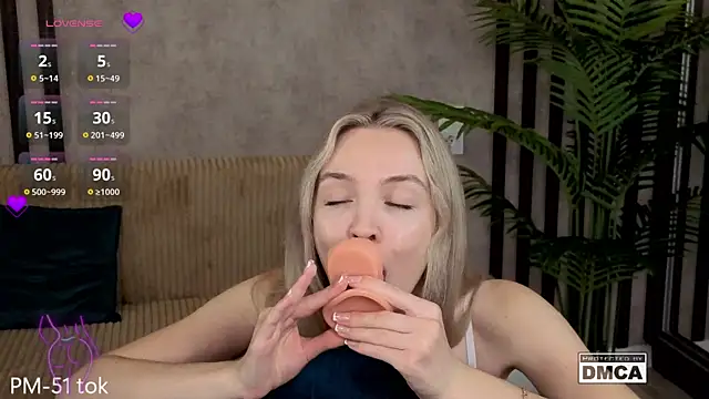 Holl1Would online show from 2, 3, 2026