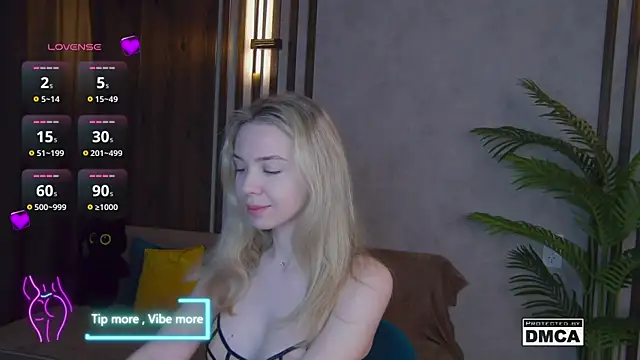 Holl1Would online show from 18, 3, 2025