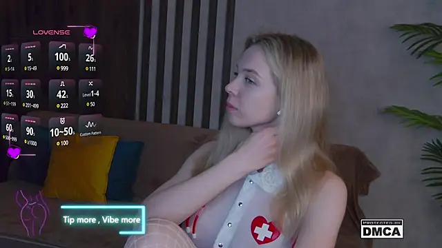 Holl1Would online show from 14, 3, 2025