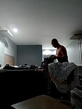 Roberts8inchcock online show from 5, 11, 2025