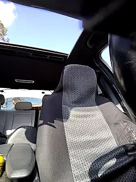 Roberts8inchcock online show from 6, 2, 2026