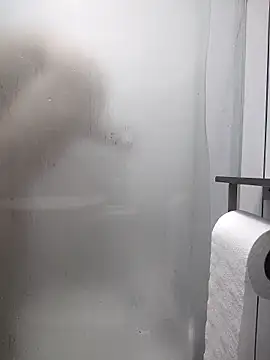 Roberts8inchcock online show from 5, 3, 2026