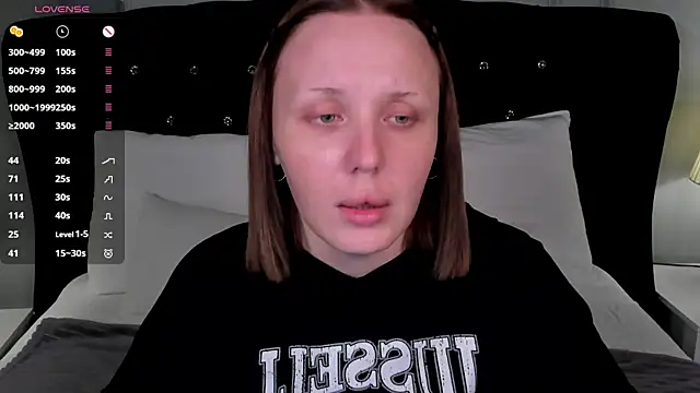 LianaFord online show from 15, 4, 2026