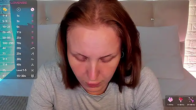 Snapshot of LianaFord chatting on 12, 6, 2026 LianaFord online show from 12, 6, 2026