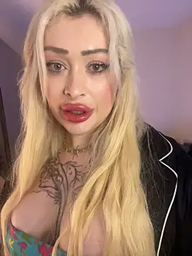 Snapshot of JennaLinn chatting on 6, 5, 2026 JennaLinn online show from 6, 5, 2026