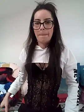 malaury84 online show from 27, 2, 2025