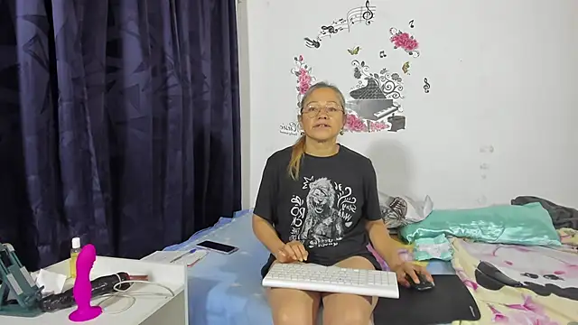 anthonela mature  online show from 4, 3, 2025