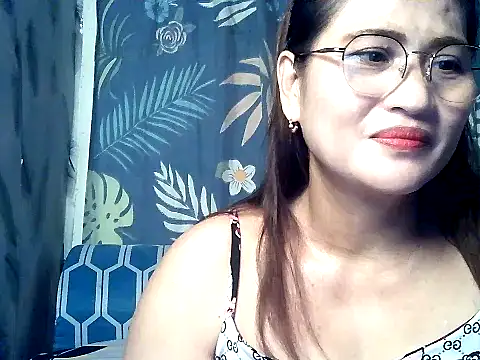 Amazing Angel22 online show from 2, 10, 2025