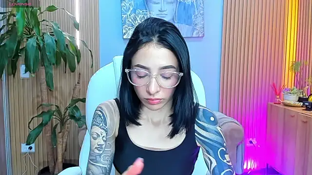 barbie scoth  online show from 4, 5, 2026