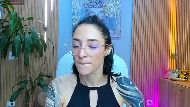 barbie scoth  online show from 7, 5, 2026