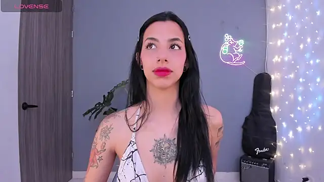 Snapshot of labrika_ chatting on 23, 10, 2025 labrika online show from 23, 10, 2025