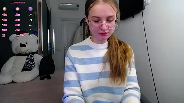 KateJonson online show from 28, 2, 2025