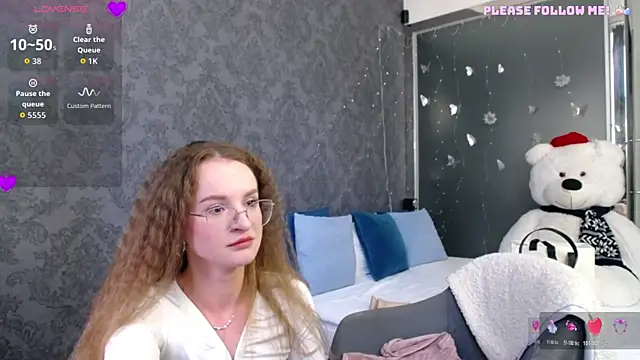 KateJonson online show from 14, 4, 2026