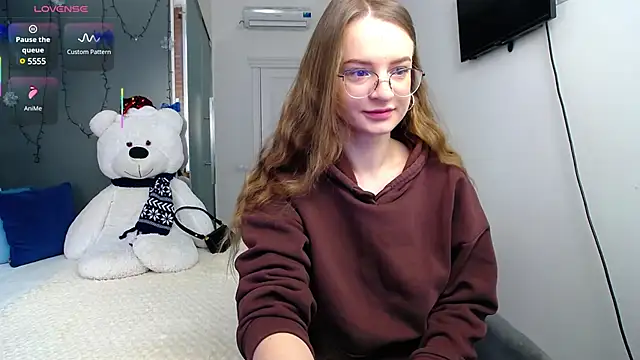 KateJonson online show from 12, 2, 2025
