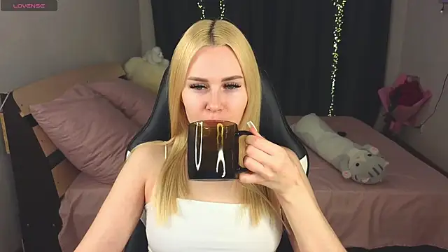 Alenca hot sex online show from 26, 2, 2025
