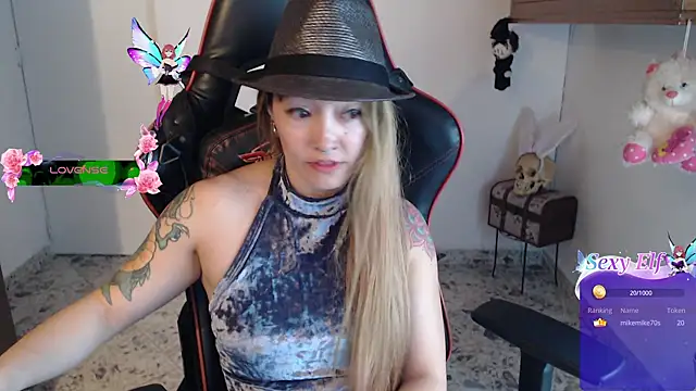 pink-2022 online show from 18, 3, 2025