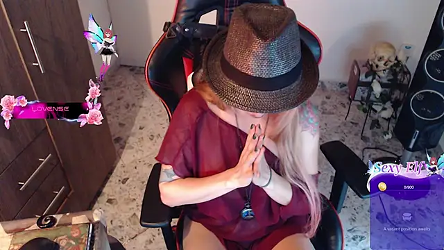 pink-2022 online show from 5, 3, 2025